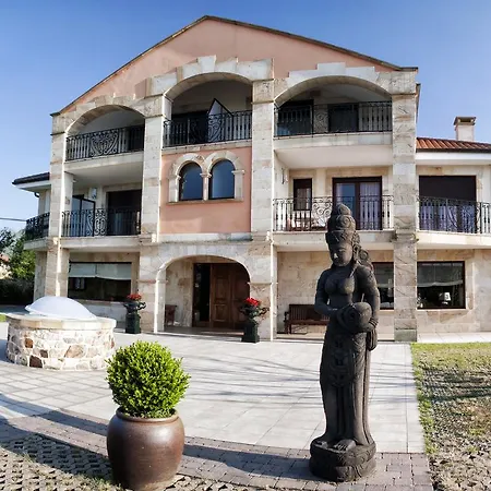 Rural Mies De Kır Evi Rubayo