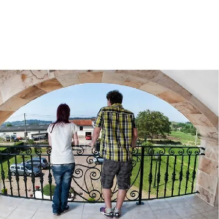 Rural Mies De Rubayo