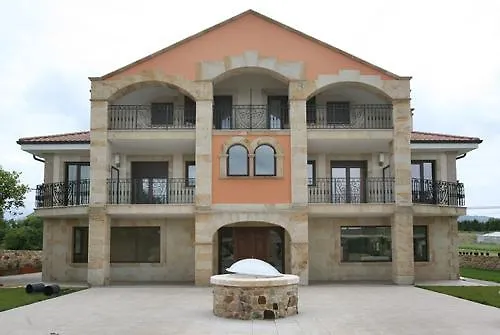 Rural Mies De Venkovský dům